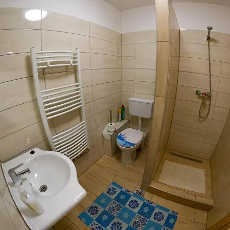 Aqua Thermal Apartmanhaz Ii. * Püspökladány