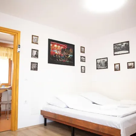 Aqua Thermal Apartmanhaz Ii.