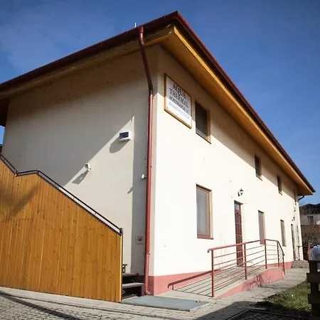Aqua Thermal Apartmanhaz Ii. Püspökladány